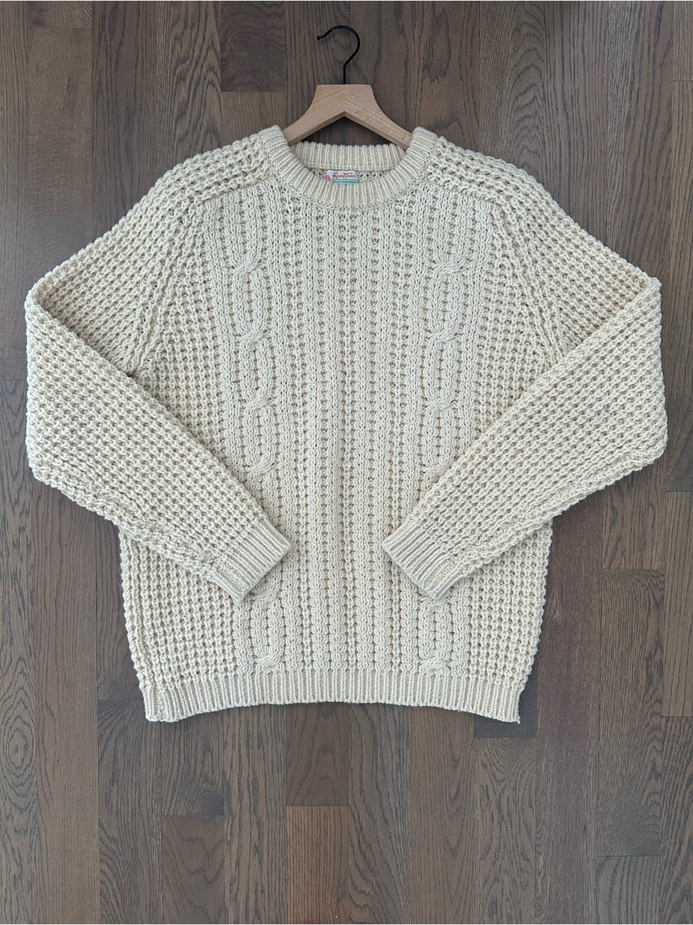 Vintage Irish Wool Overized Cable Knit Fisherman Sweater in Cream Extra Large